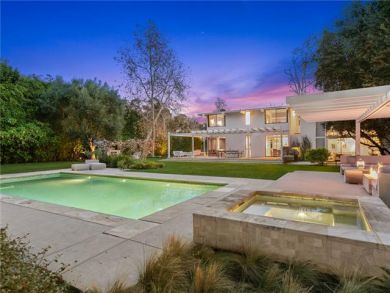 Malibu Luxury Rental Sleeps 12 Guests.